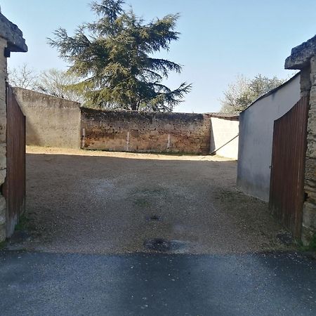 Appartement Climatise Avec Parking Prive A Doue La Fontaine Exteriér fotografie
