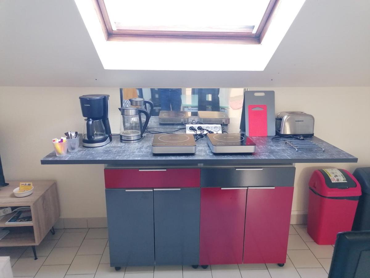 Appartement Climatise Avec Parking Prive A Doue La Fontaine Exteriér fotografie